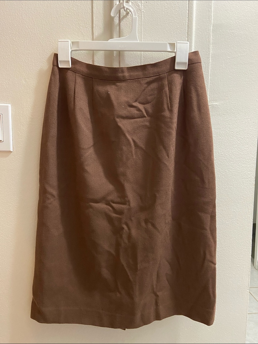 Vintage Classic Pencil  Skirt in Brown